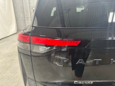 2024 Nissan Pathfinder SV 4WD