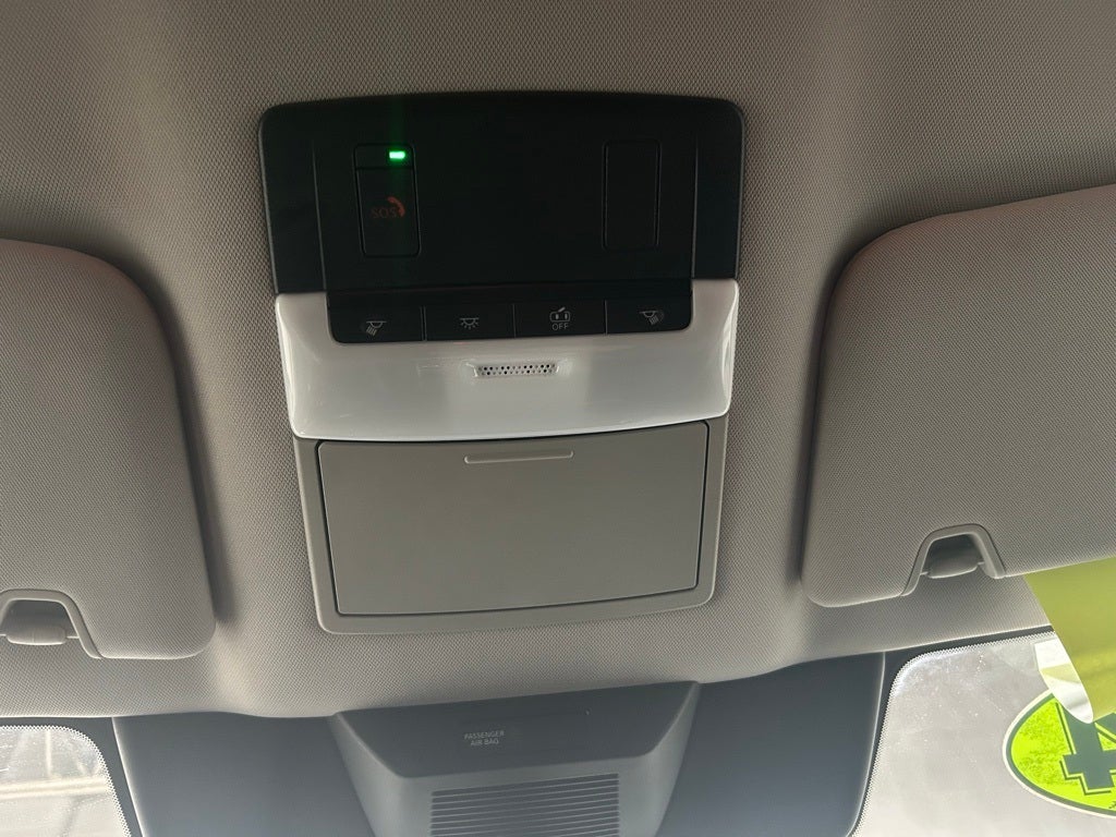 2024 Nissan Pathfinder SV 4WD