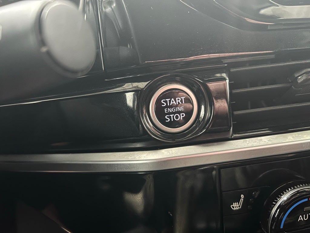 2024 Nissan Pathfinder SV 4WD