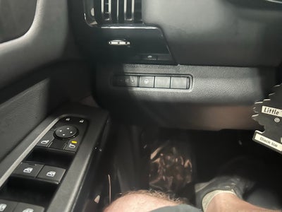 2024 Nissan Pathfinder SV 4WD