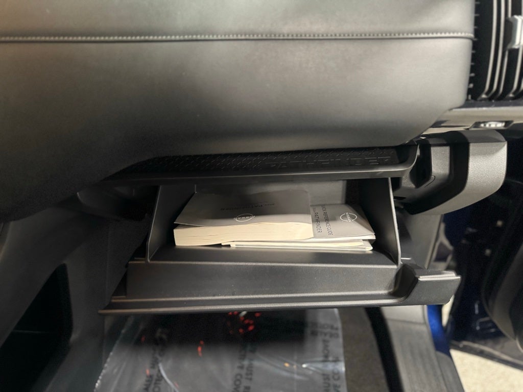 2024 Nissan Pathfinder SV 4WD