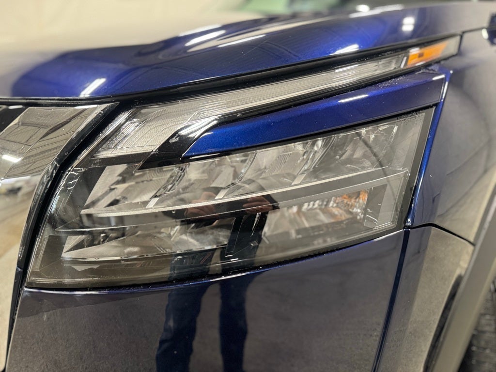 2024 Nissan Pathfinder SV 4WD