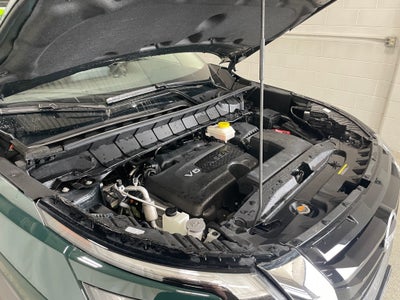 2022 Nissan Pathfinder SL 4WD