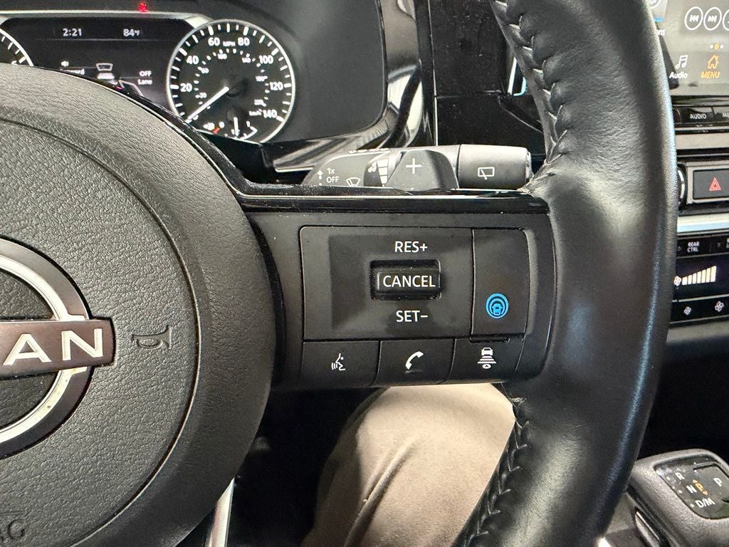 2025 Nissan Pathfinder SL 4WD