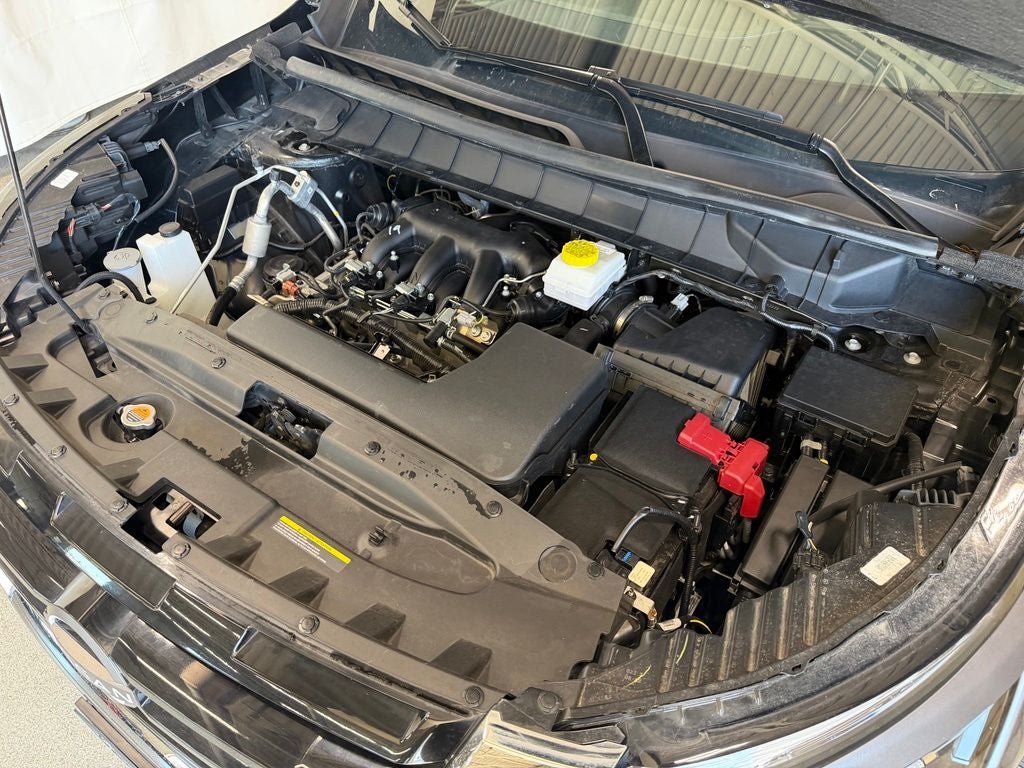2025 Nissan Pathfinder SL 4WD