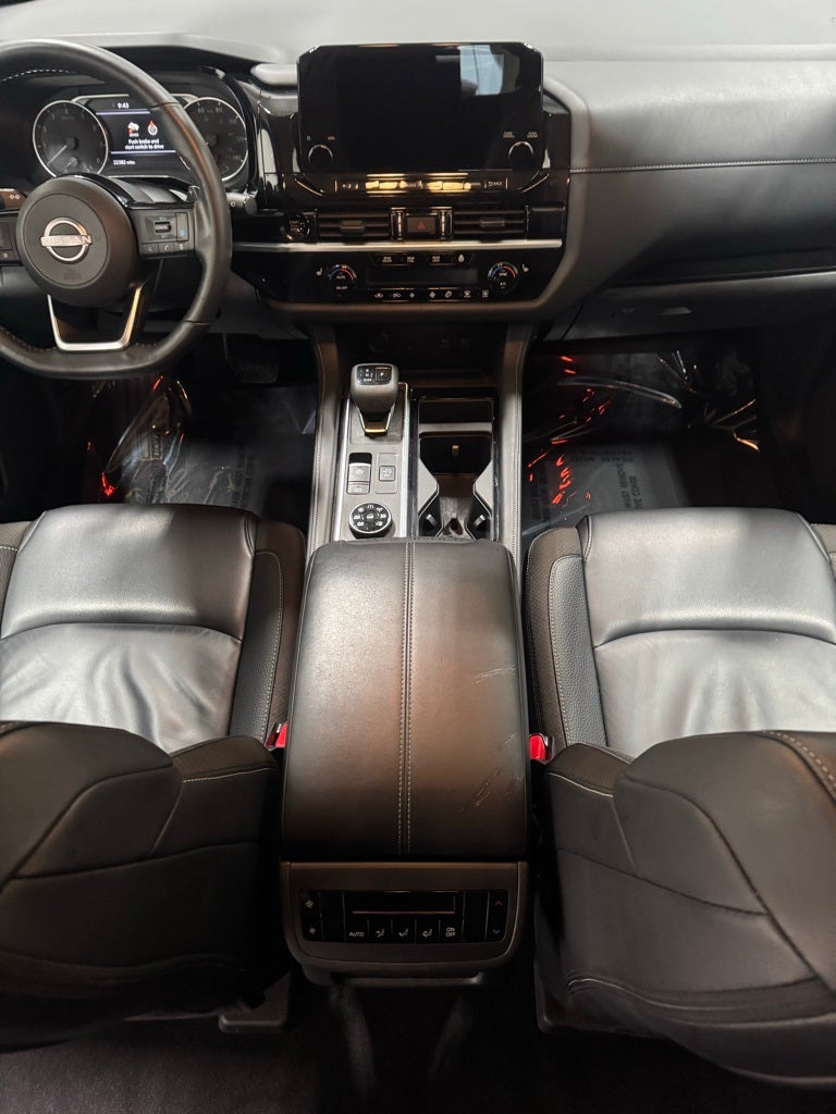 2025 Nissan Pathfinder SL 4WD