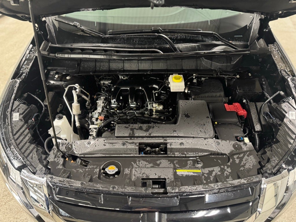 2025 Nissan Pathfinder SL 4WD