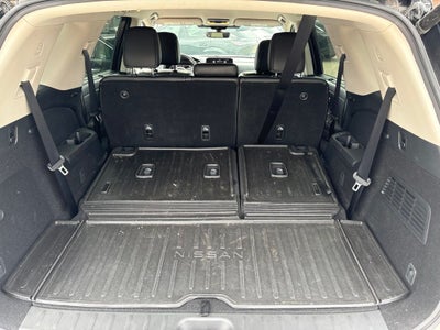 2023 Nissan Pathfinder SL 4WD
