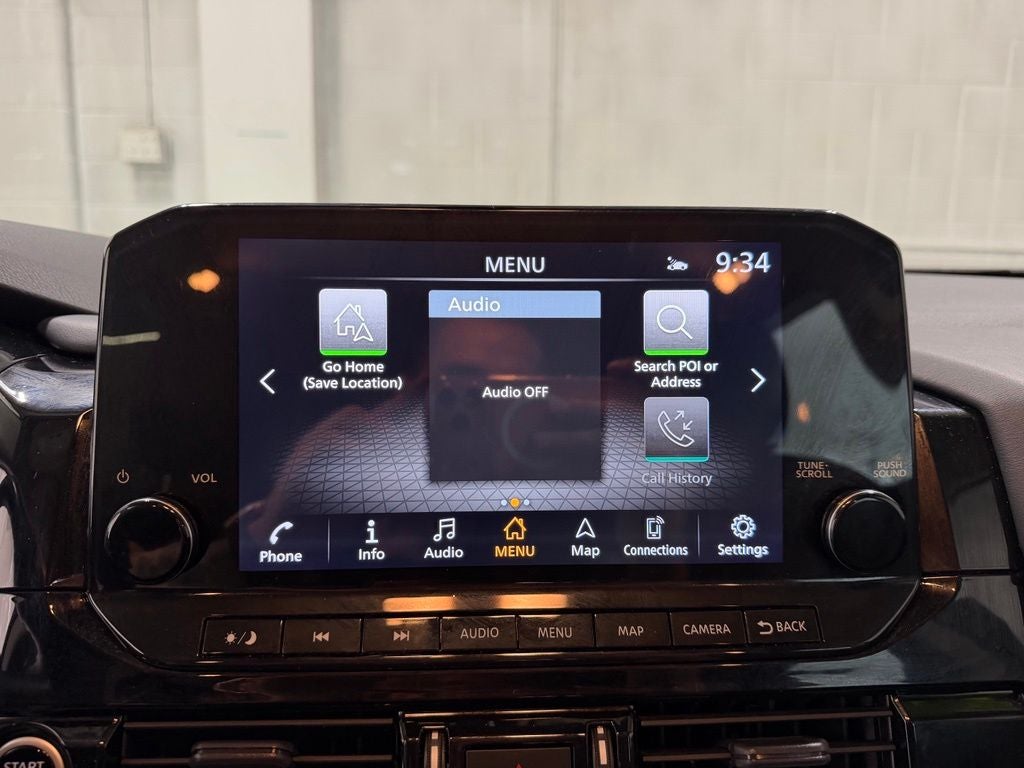 2023 Nissan Pathfinder SL 4WD