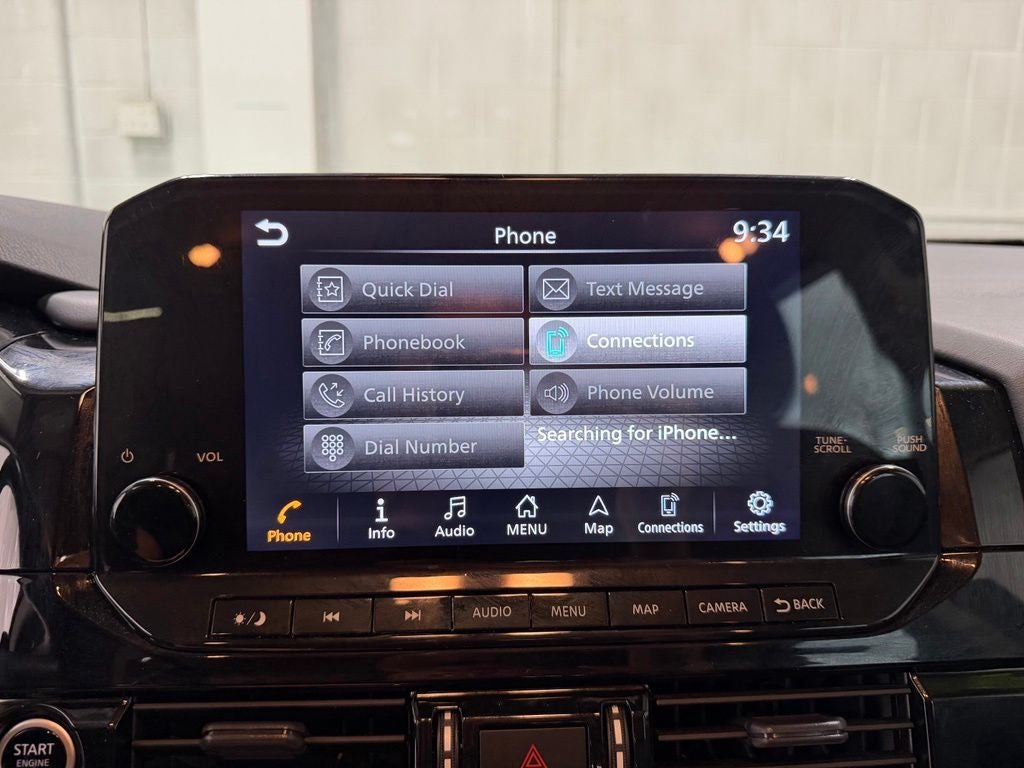 2023 Nissan Pathfinder SL 4WD
