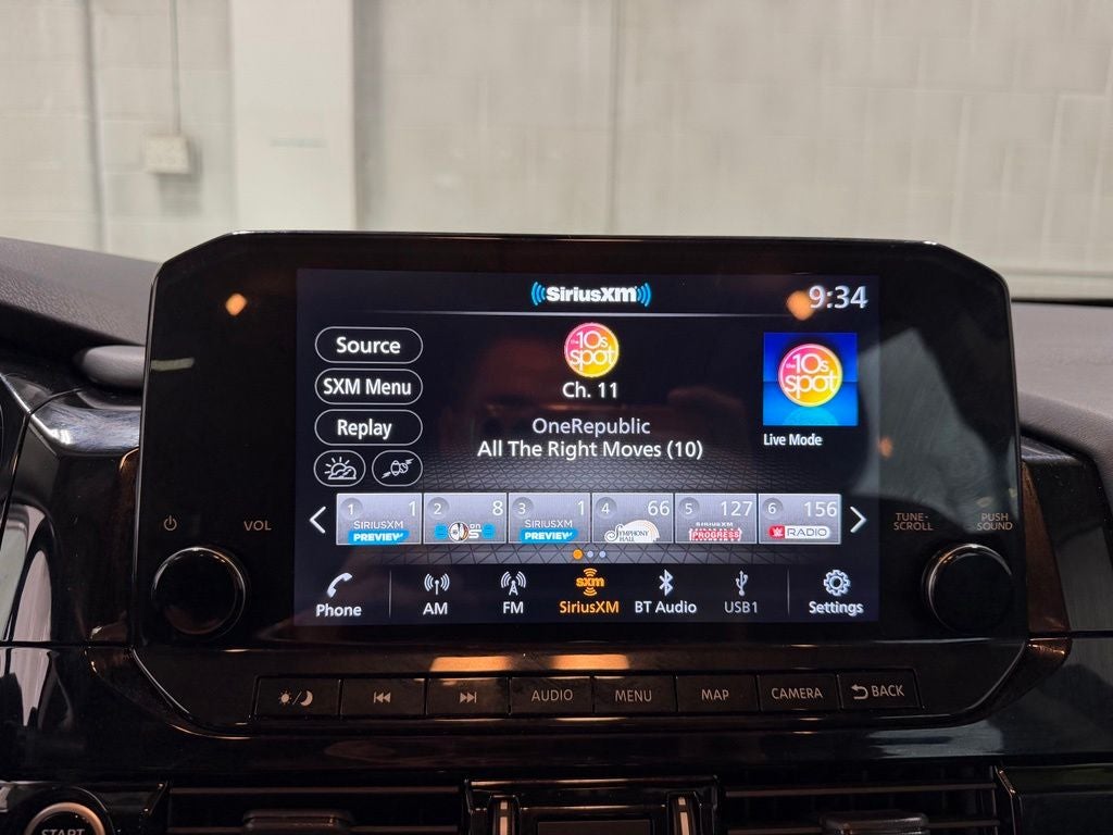 2023 Nissan Pathfinder SL 4WD