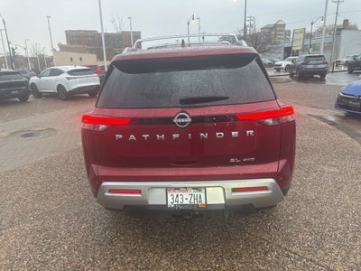 2024 Nissan Pathfinder SL 4WD