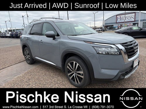 2025 Nissan Pathfinder Platinum 4WD