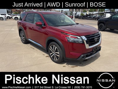 2025 Nissan Pathfinder Platinum 4WD
