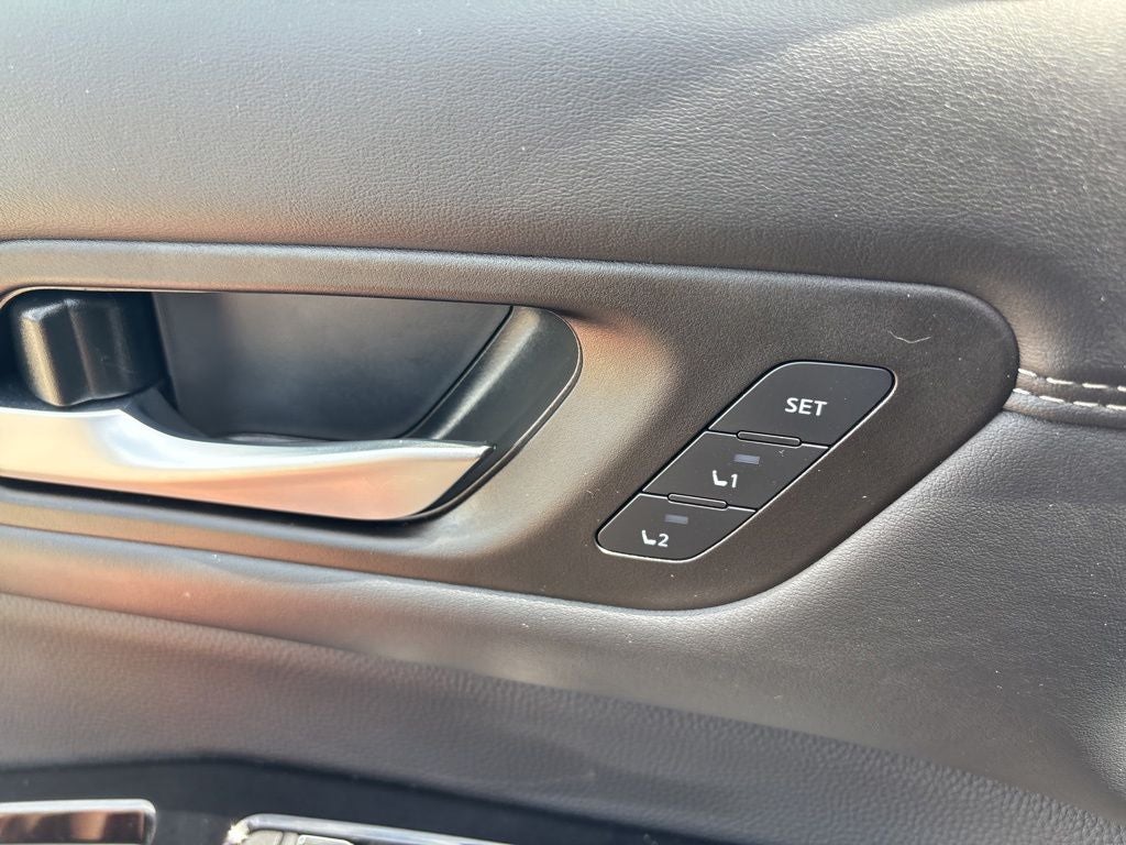 2025 Nissan Pathfinder Platinum 4WD