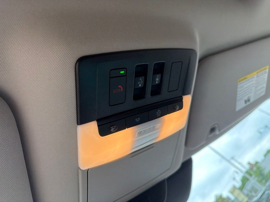 2025 Nissan Pathfinder Platinum 4WD