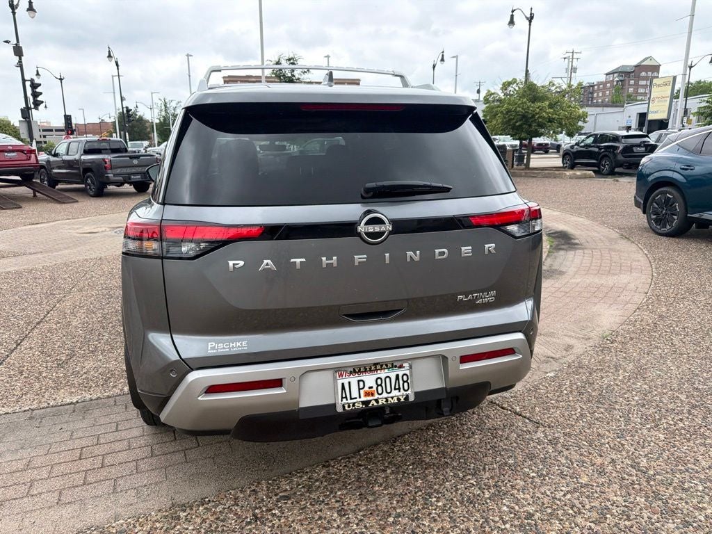 2025 Nissan Pathfinder Platinum 4WD