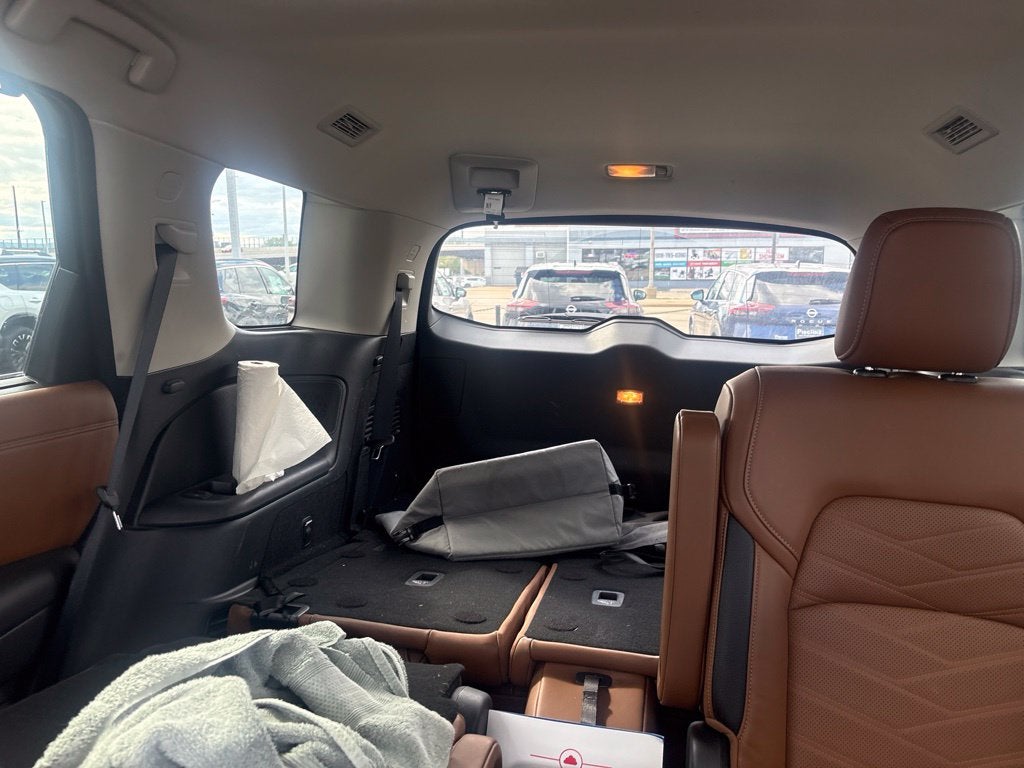 2022 Nissan Pathfinder Platinum 4WD