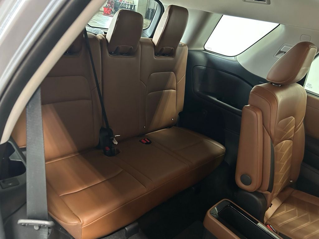 2023 Nissan Pathfinder Platinum 4WD