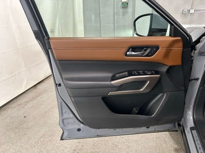 2023 Nissan Pathfinder Platinum 4WD