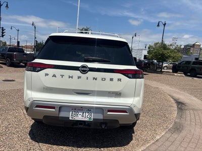 2023 Nissan Pathfinder Platinum