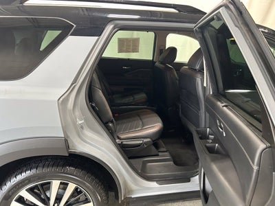2024 Nissan Pathfinder Platinum 4WD