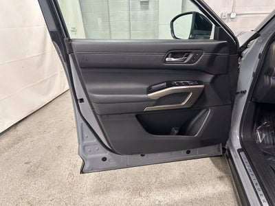 2024 Nissan Pathfinder Platinum 4WD