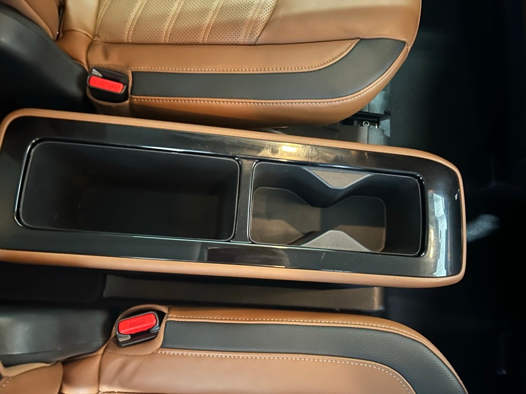 2023 Nissan Pathfinder Platinum 4WD