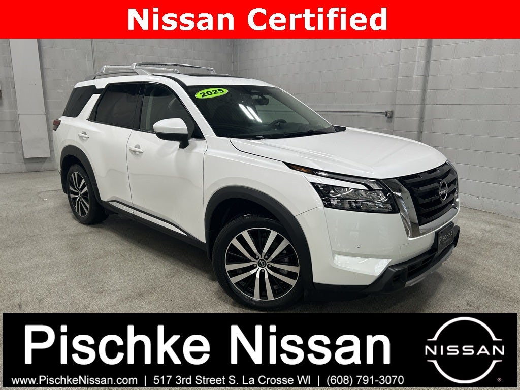2025 Nissan Pathfinder Platinum 4WD