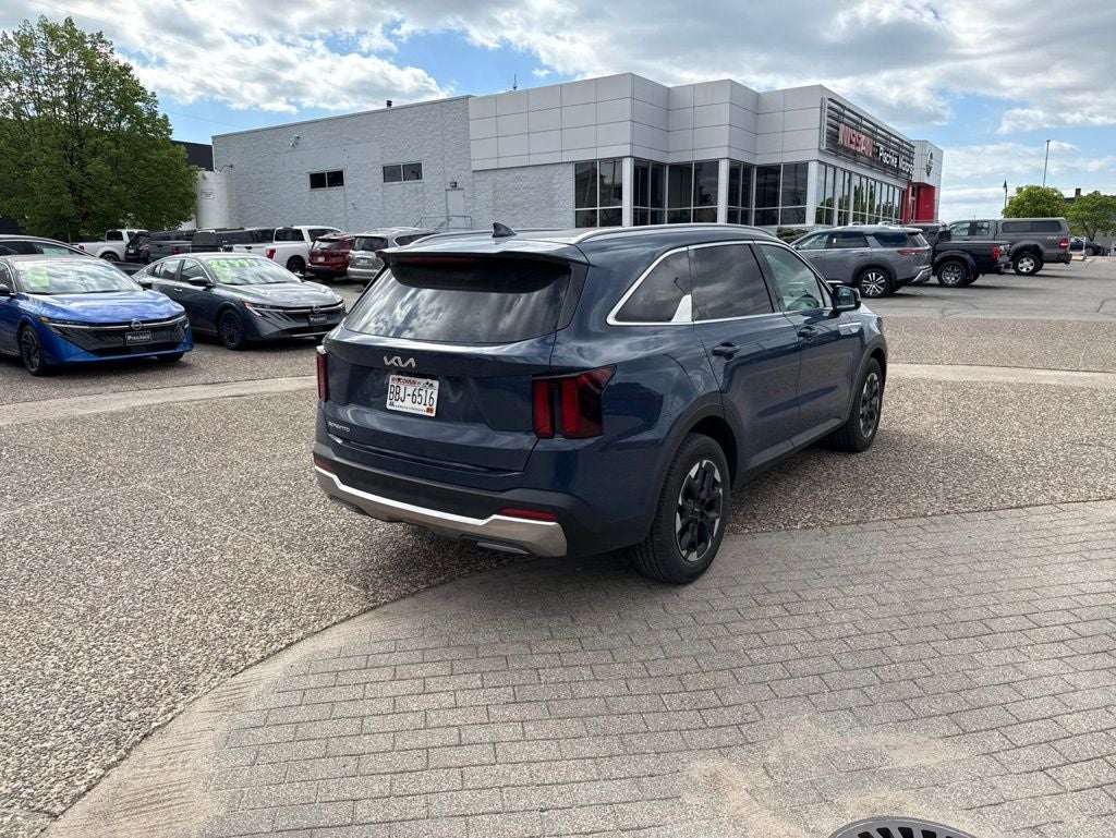 2025 Kia Sorento S