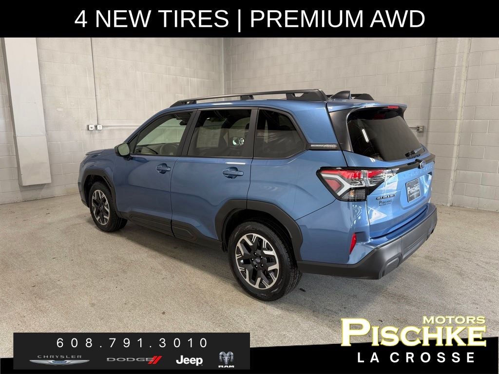 2025 Subaru Forester Premium