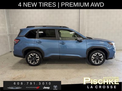 2025 Subaru Forester Premium