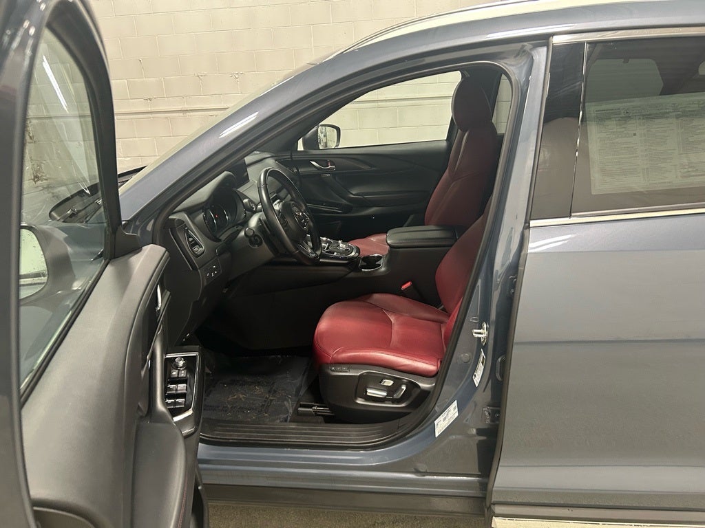 2023 Mazda Mazda CX-9 Carbon Edition