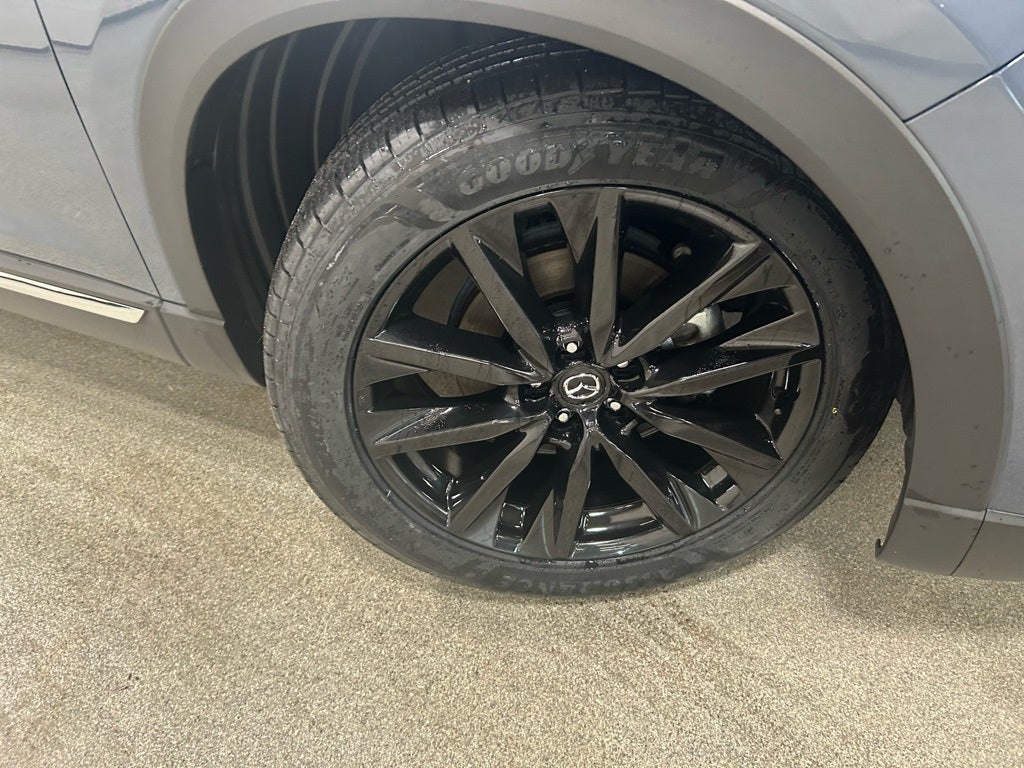 2023 Mazda Mazda CX-9 Carbon Edition