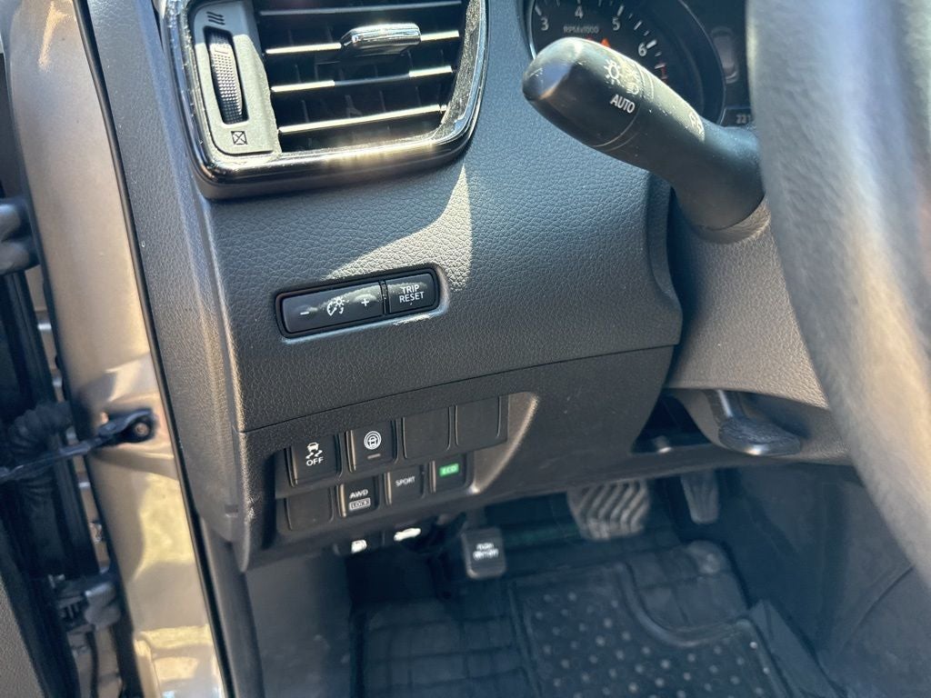 2020 Nissan Rogue Sport SV AWD Xtronic CVT