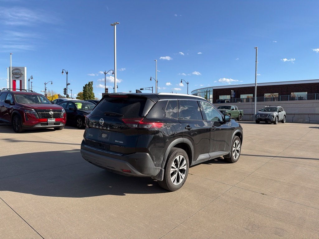 2021 Nissan Rogue SV