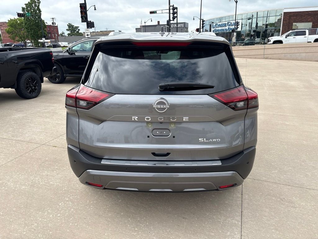 2023 Nissan Rogue SL Intelligent AWD