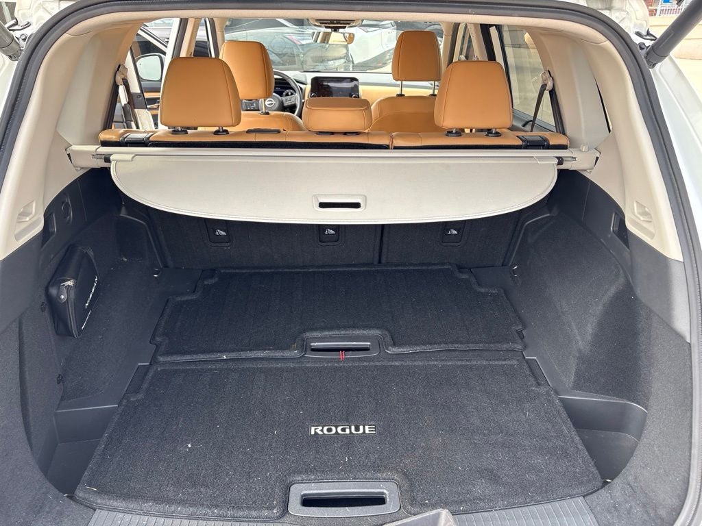 2023 Nissan Rogue Platinum FWD