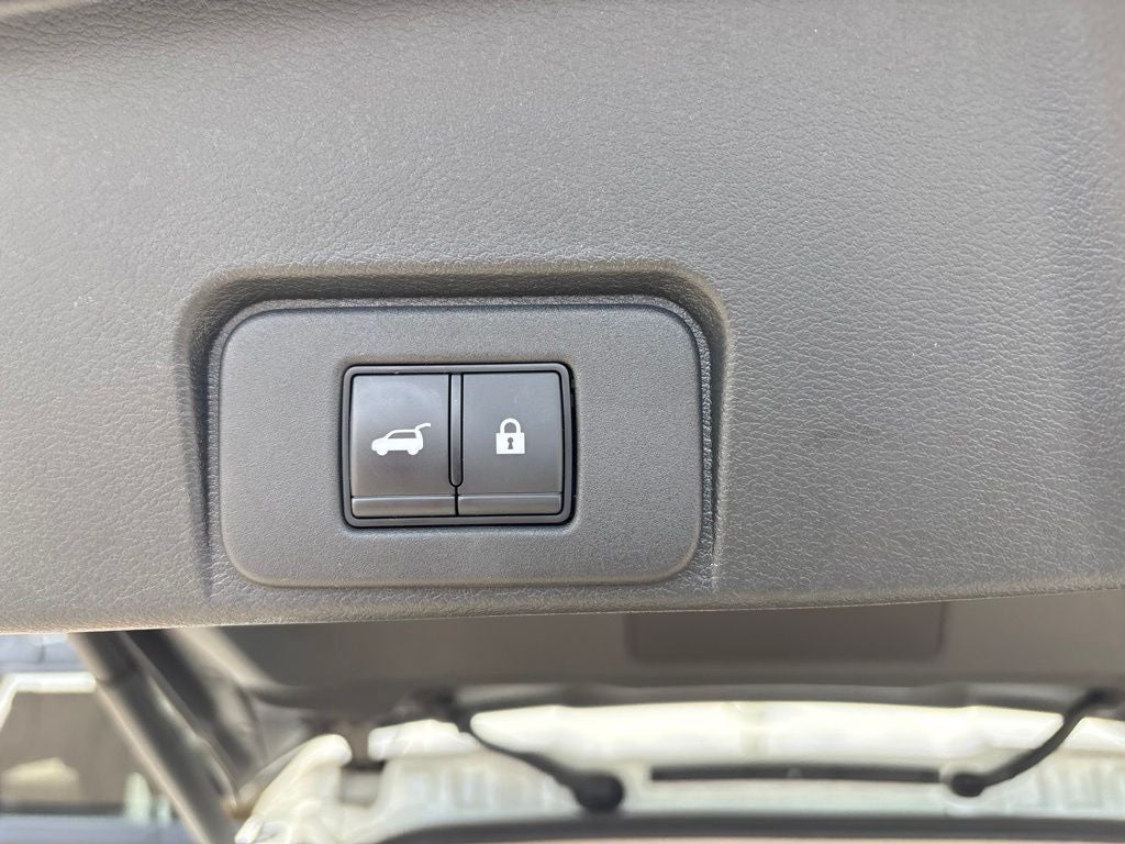 2023 Nissan Rogue Platinum FWD