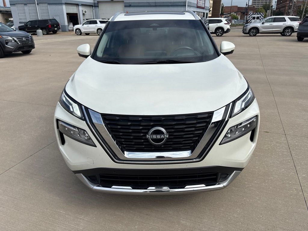 2023 Nissan Rogue Platinum FWD