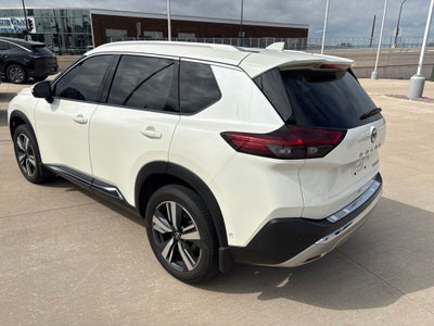 2023 Nissan Rogue Platinum FWD