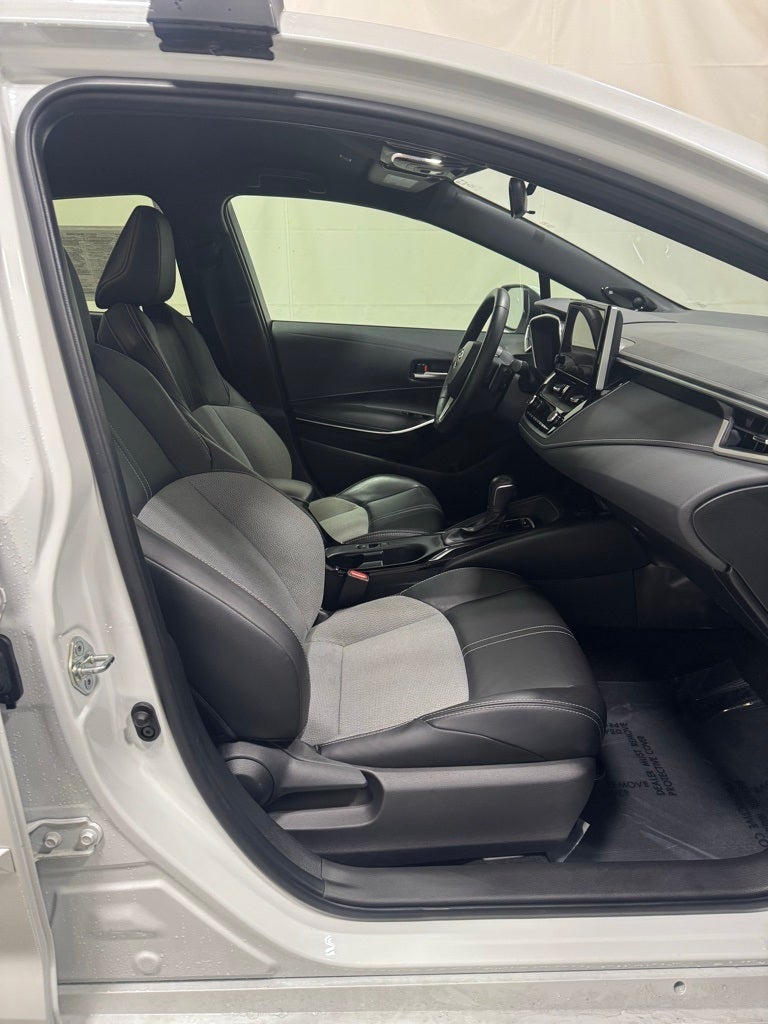 2023 Toyota Corolla Hatchback XSE