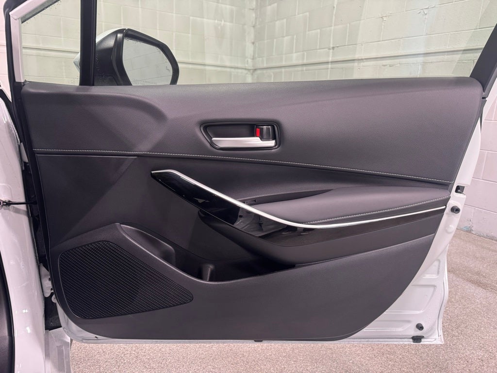 2023 Toyota Corolla Hatchback XSE