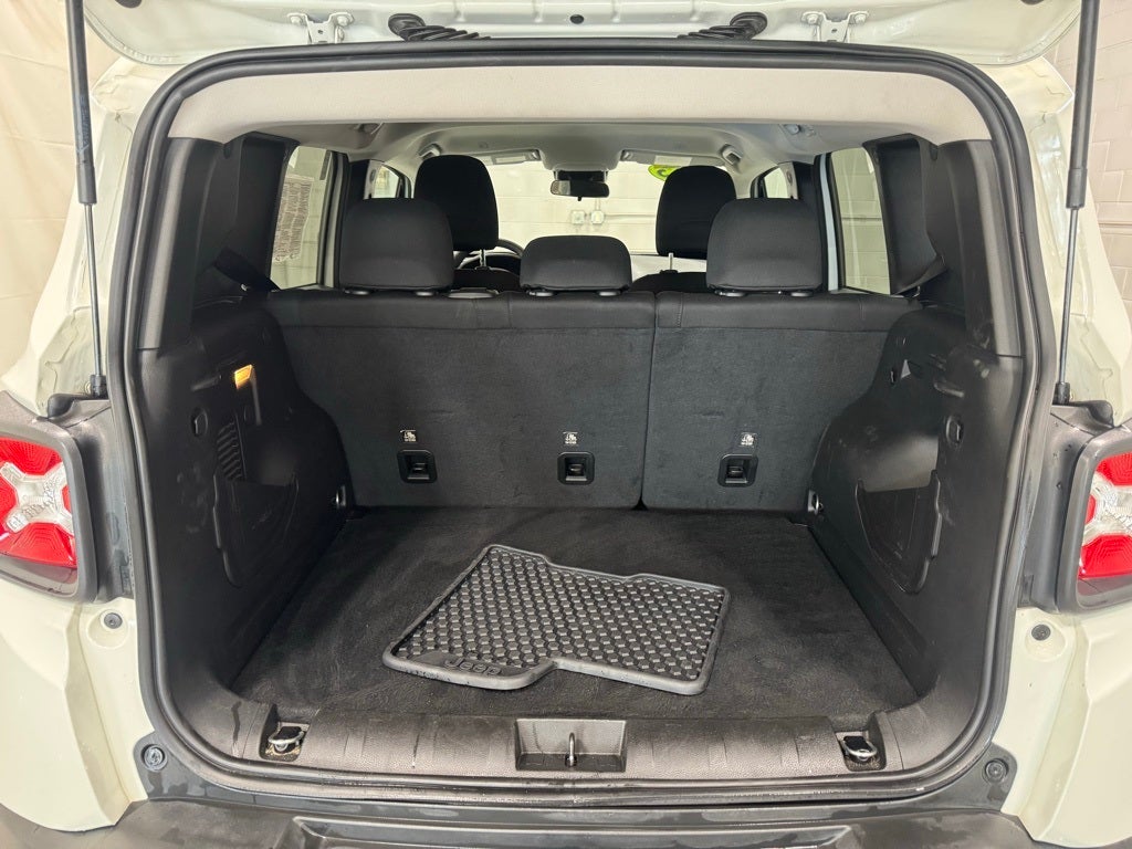 2023 Jeep Renegade Latitude 4x4