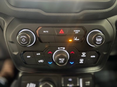 2023 Jeep Renegade Latitude 4x4