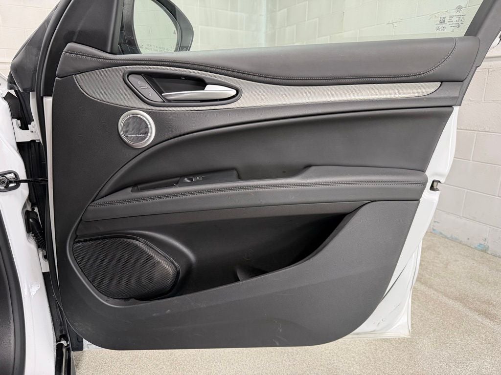 2024 Alfa Romeo Stelvio Veloce AWD