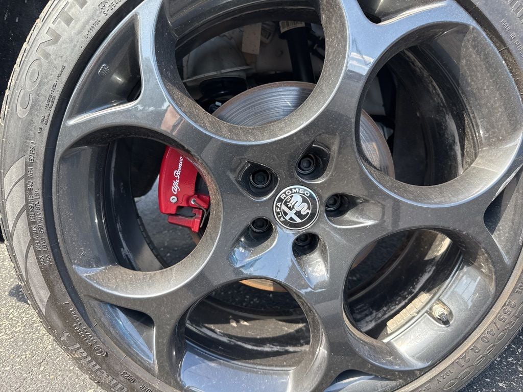 2024 Alfa Romeo Stelvio Veloce AWD