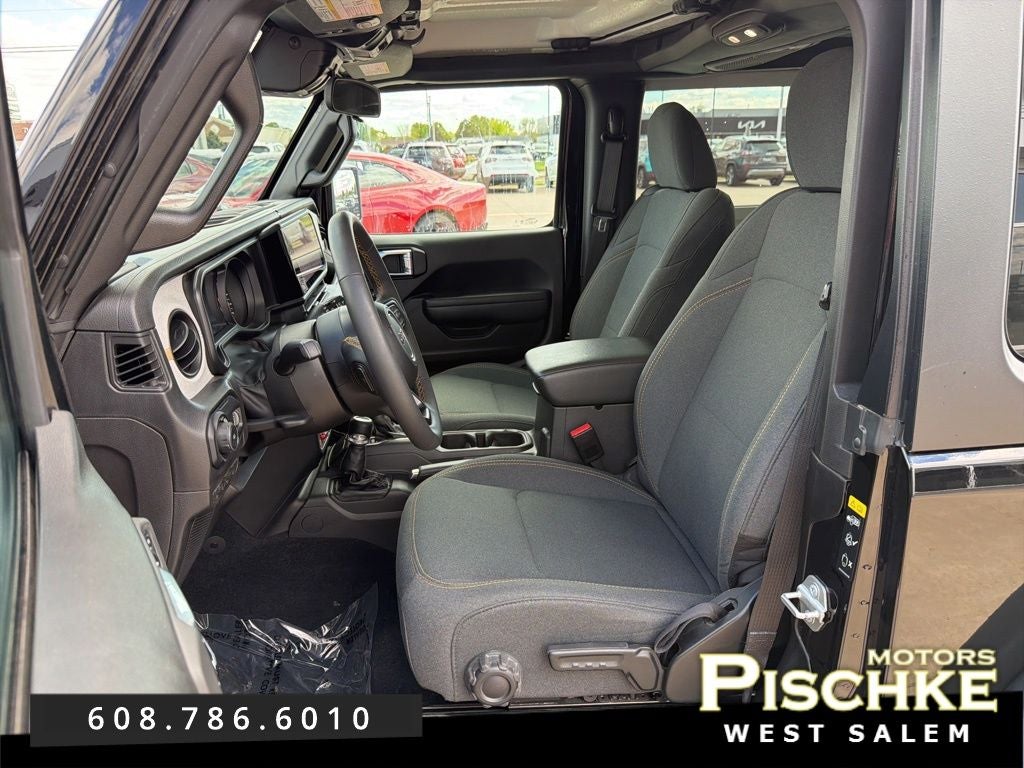 2024 Jeep Wrangler 2-Door Willys 4x4