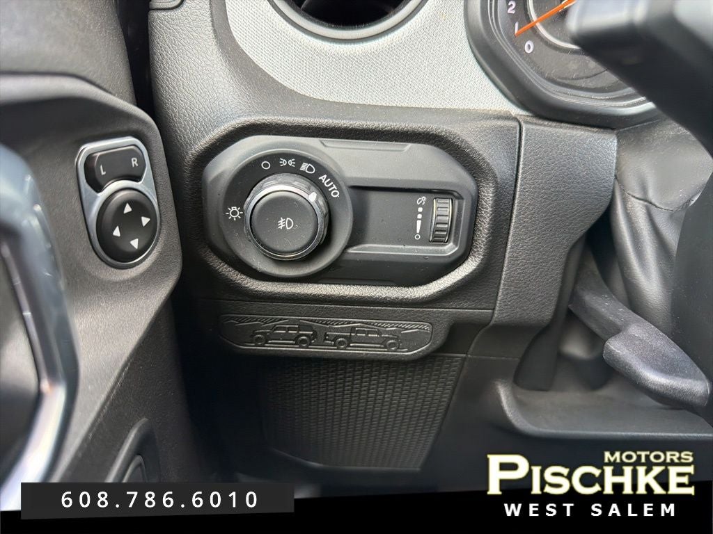 2024 Jeep Wrangler 2-Door Willys 4x4