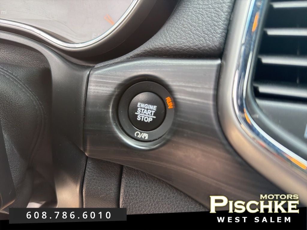 2019 Jeep Grand Cherokee Laredo E 4x4